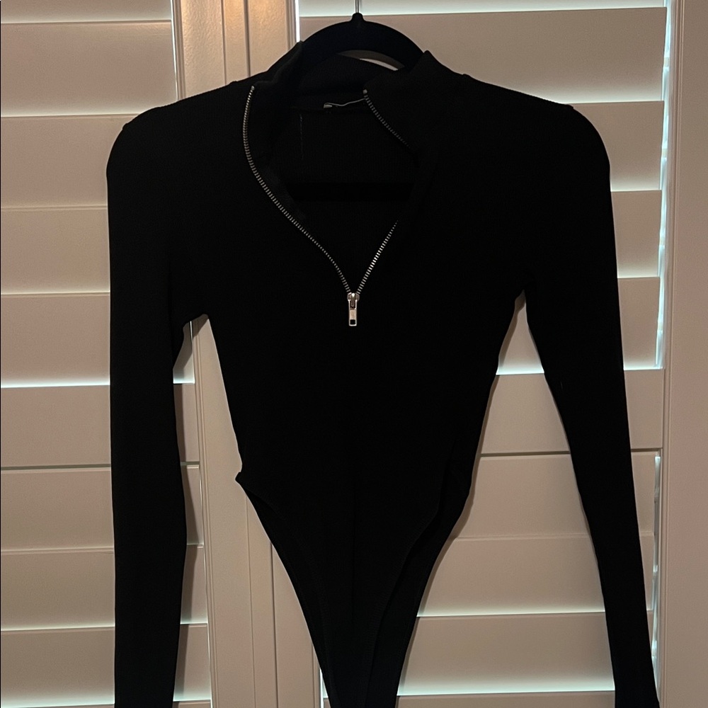 Zara Black Long Sleeve Bodysuit